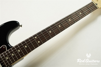 Made in Japan Hybrid II Stratocaster - Black